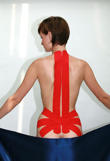 Tapes zur Unterstützung der Rückenmuskulatur